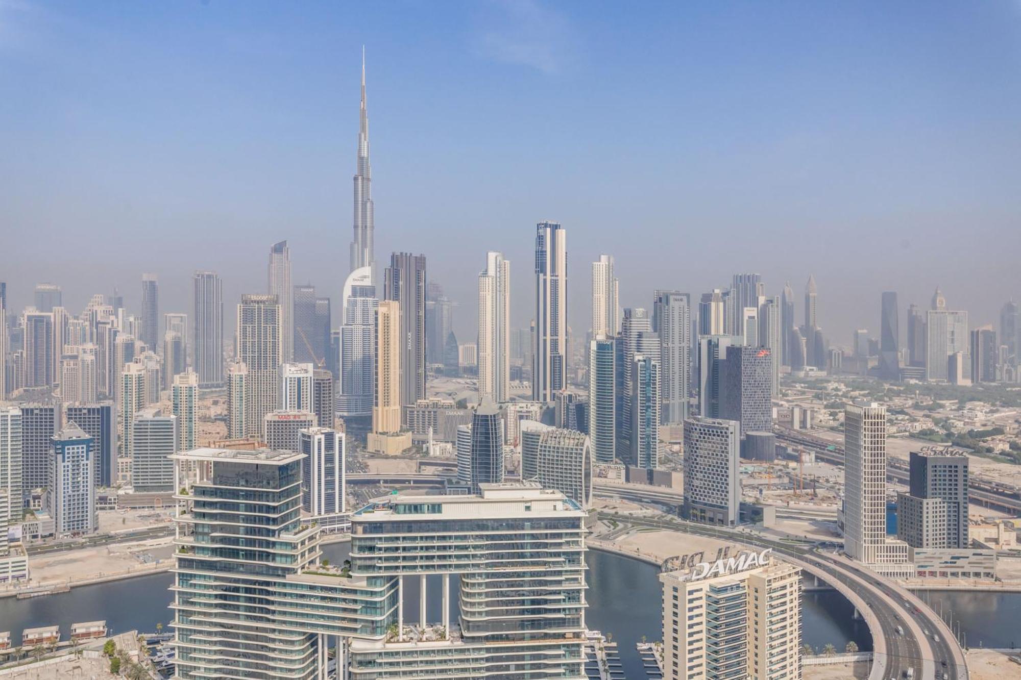 Globalstay Damac Towers By Paramount In Business Bay Dubai Exterior foto